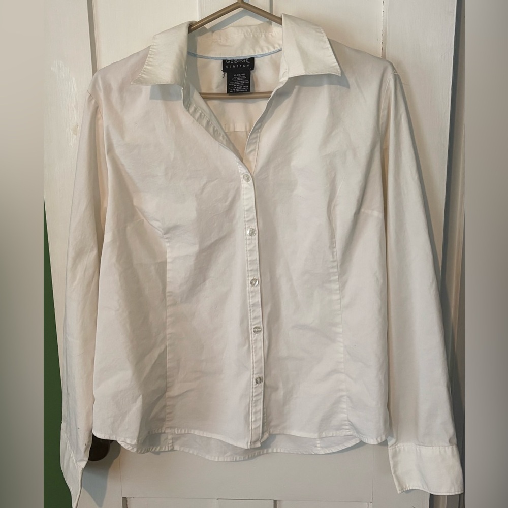 White Button-Up Blouse size XL 16/18